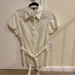 Lafayette 148 New York white linen embroidered top NWT